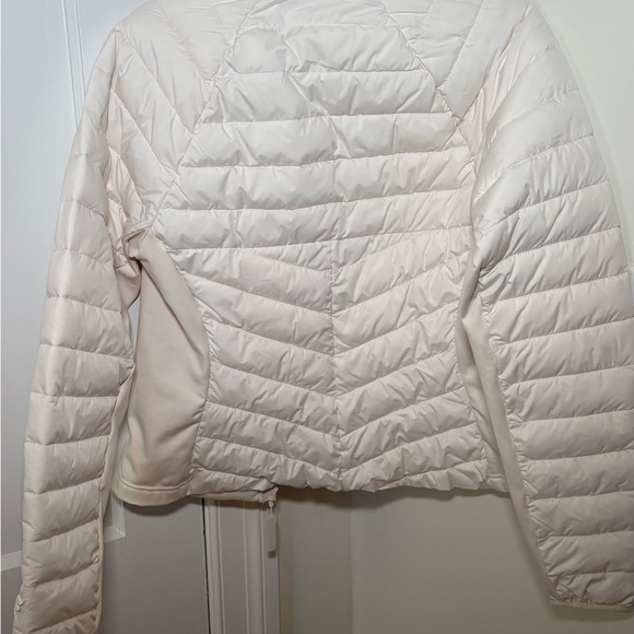 Lightweight Adventure Jacket - Picture 2 of 3